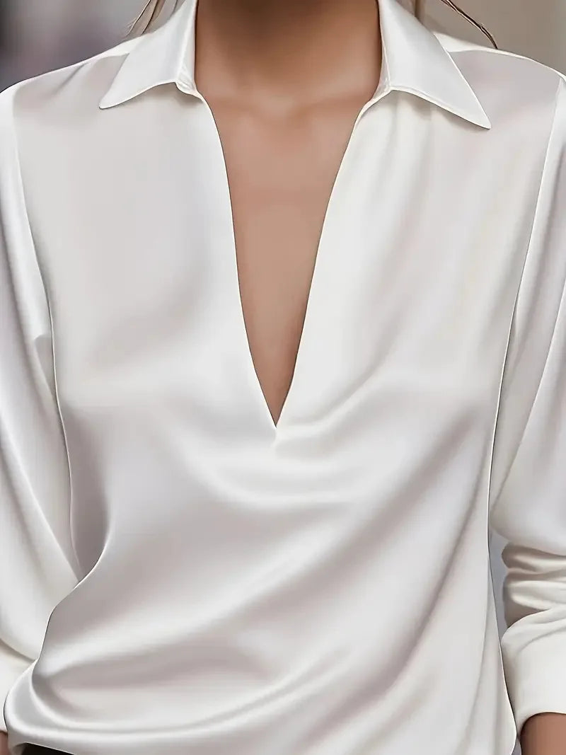 Blusa Lía — Satén con Escote en V