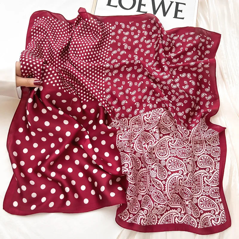 Pañuelo Iris — Seda Estampada 70×70