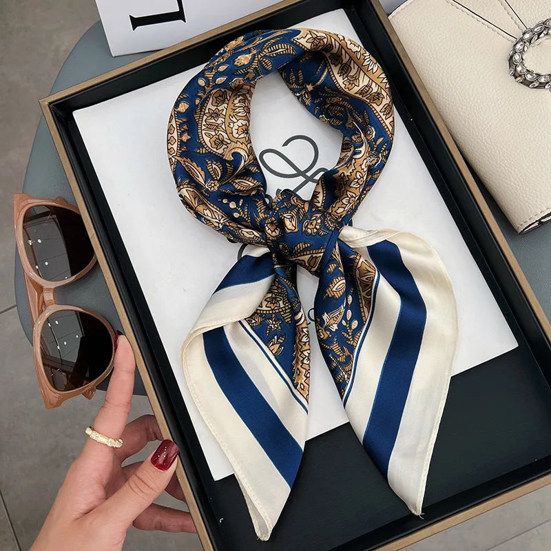 Pañuelo Iris — Seda Estampada 70×70