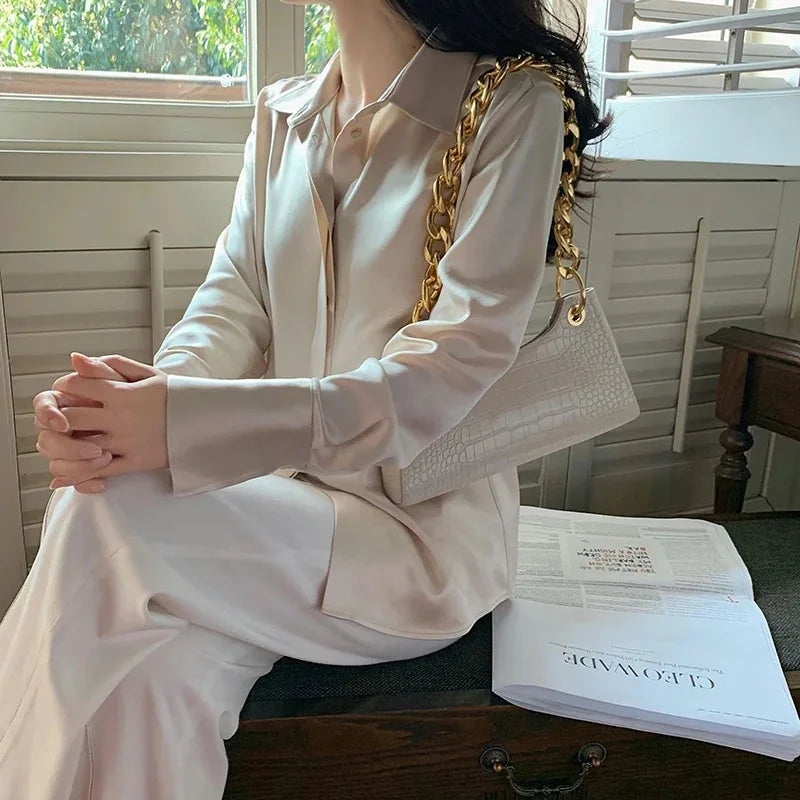Blusa Margaux — Satén de Manga Larga
