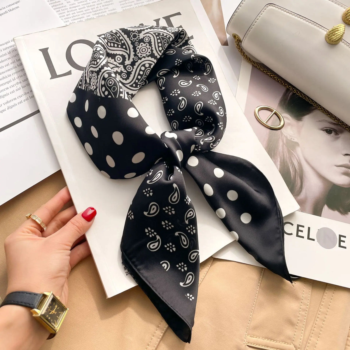 Pañuelo Iris — Seda Estampada 70×70