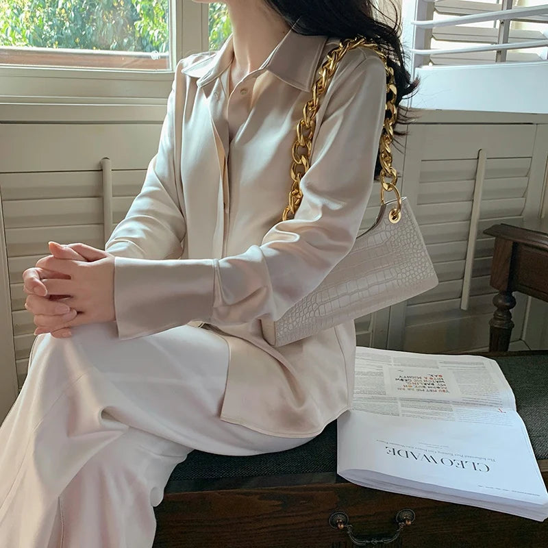 Blusa Margaux — Satén de Manga Larga