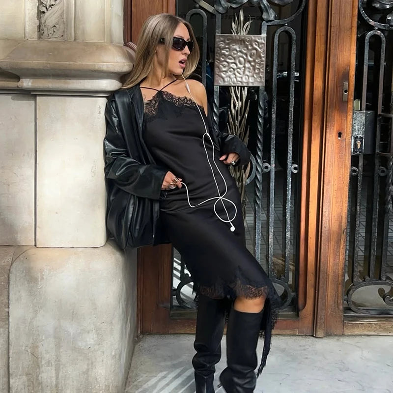 Vestido Céline — Satén y Encaje con Cuello Halter